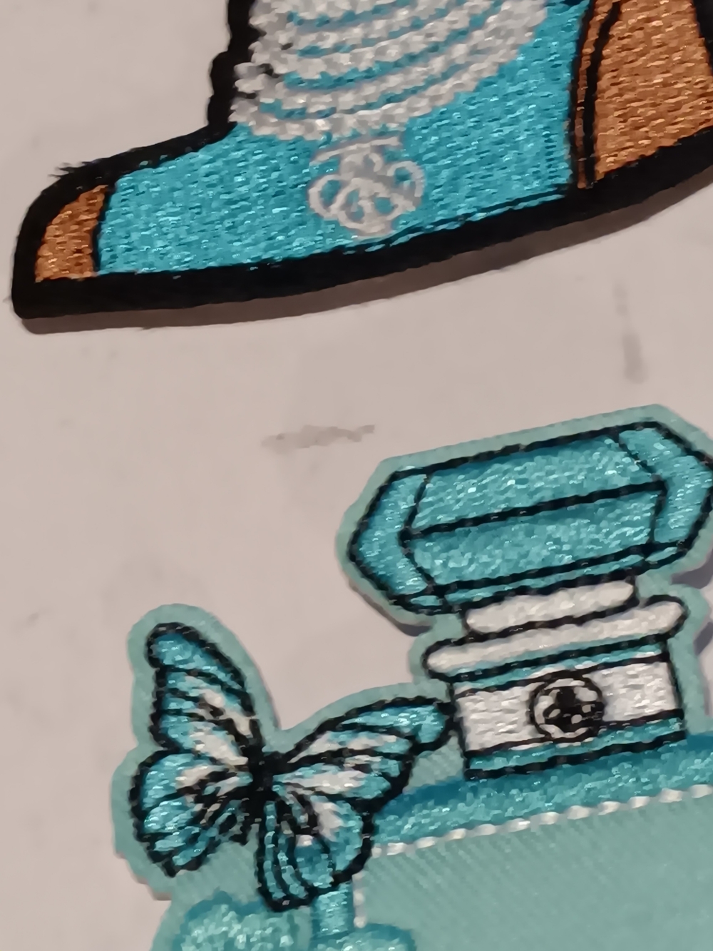 Embroidered Patch X4 - Picture 4 of 4